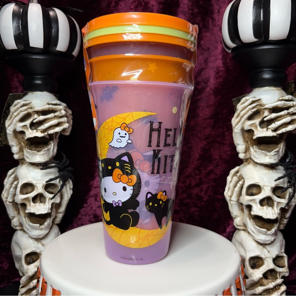 Zak Designs Halloween Sanrio Hello Kitty Glow In The Dark Reusable Tumblers 3PK